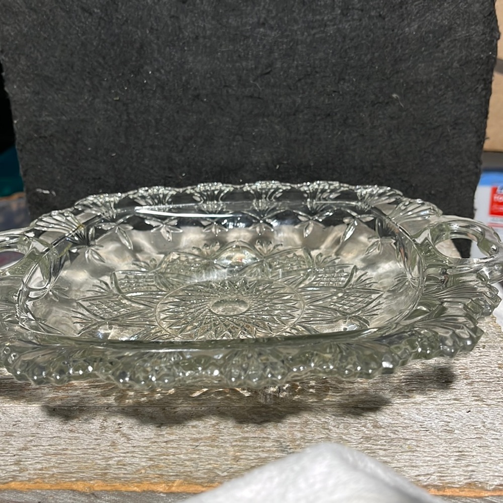 Pasari Indonesia Square Bowl, Fan Arch and Crosshatch, Clear Glass, 2 Handles